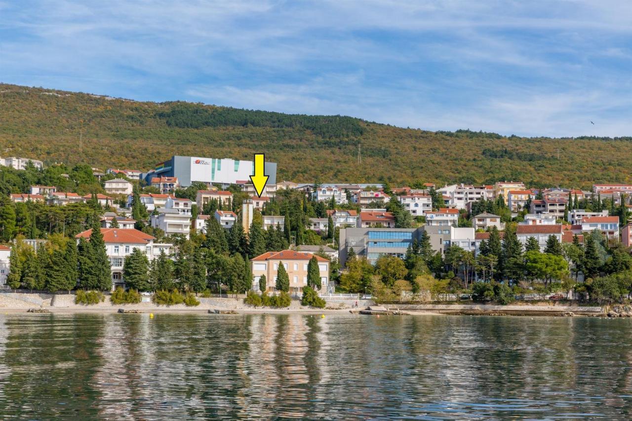 Apartments Bartulin Crikvenica Bagian luar foto